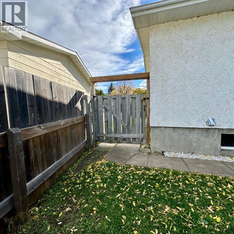 9120 96 Avenue - 37