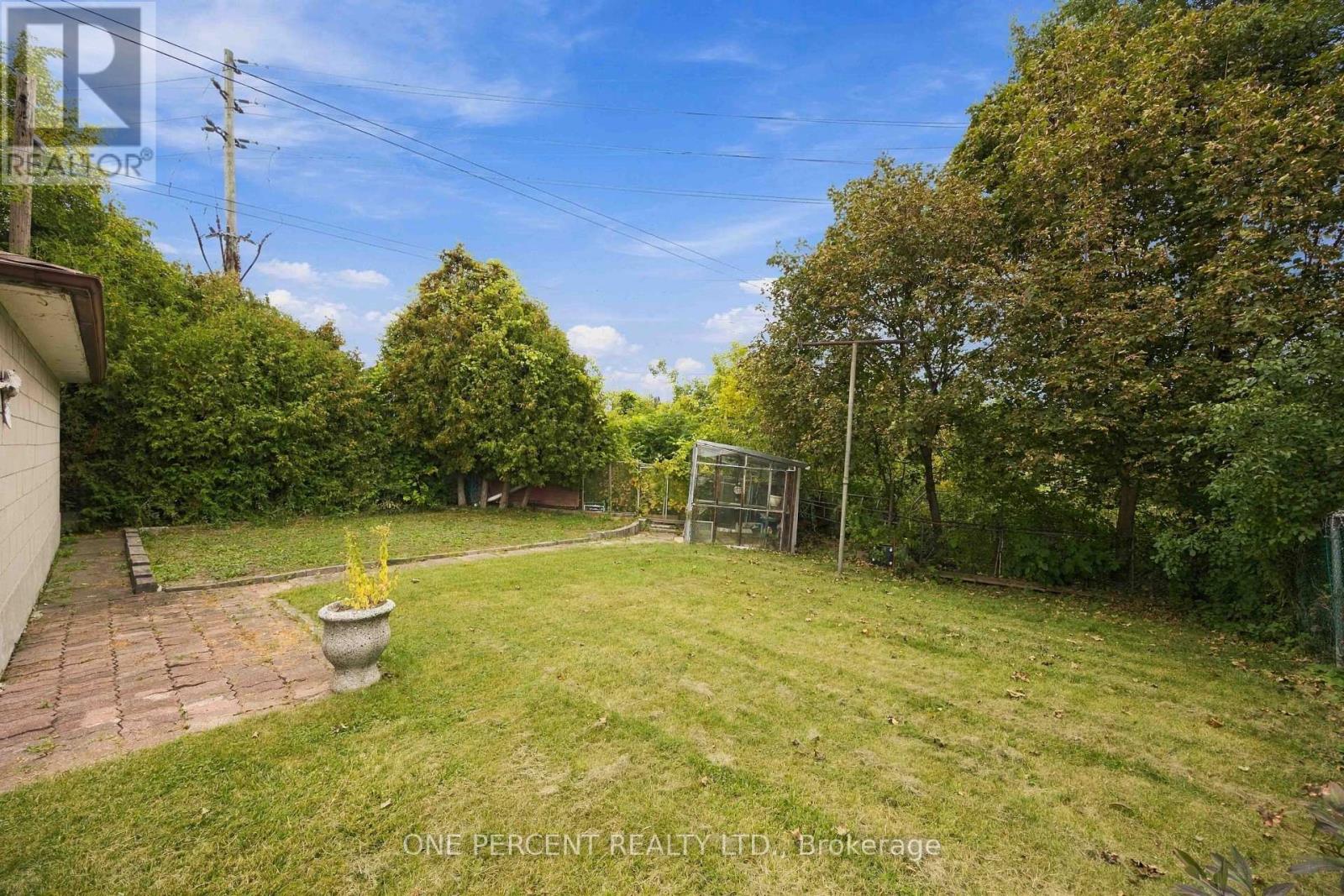 37 WILMONT DRIVE - Image 26