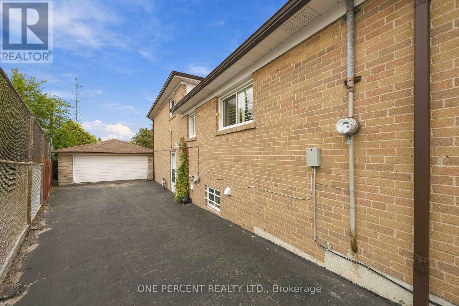 37 WILMONT DRIVE - Image 28