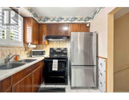 37 Wilmont Drive, Toronto, ON M3N1N5 Photo 10