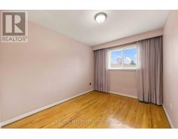 37 Wilmont Drive, Toronto, ON M3N1N5 Photo 12