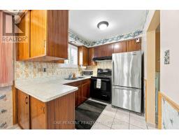 37 Wilmont Drive, Toronto, ON M3N1N5 Photo 8