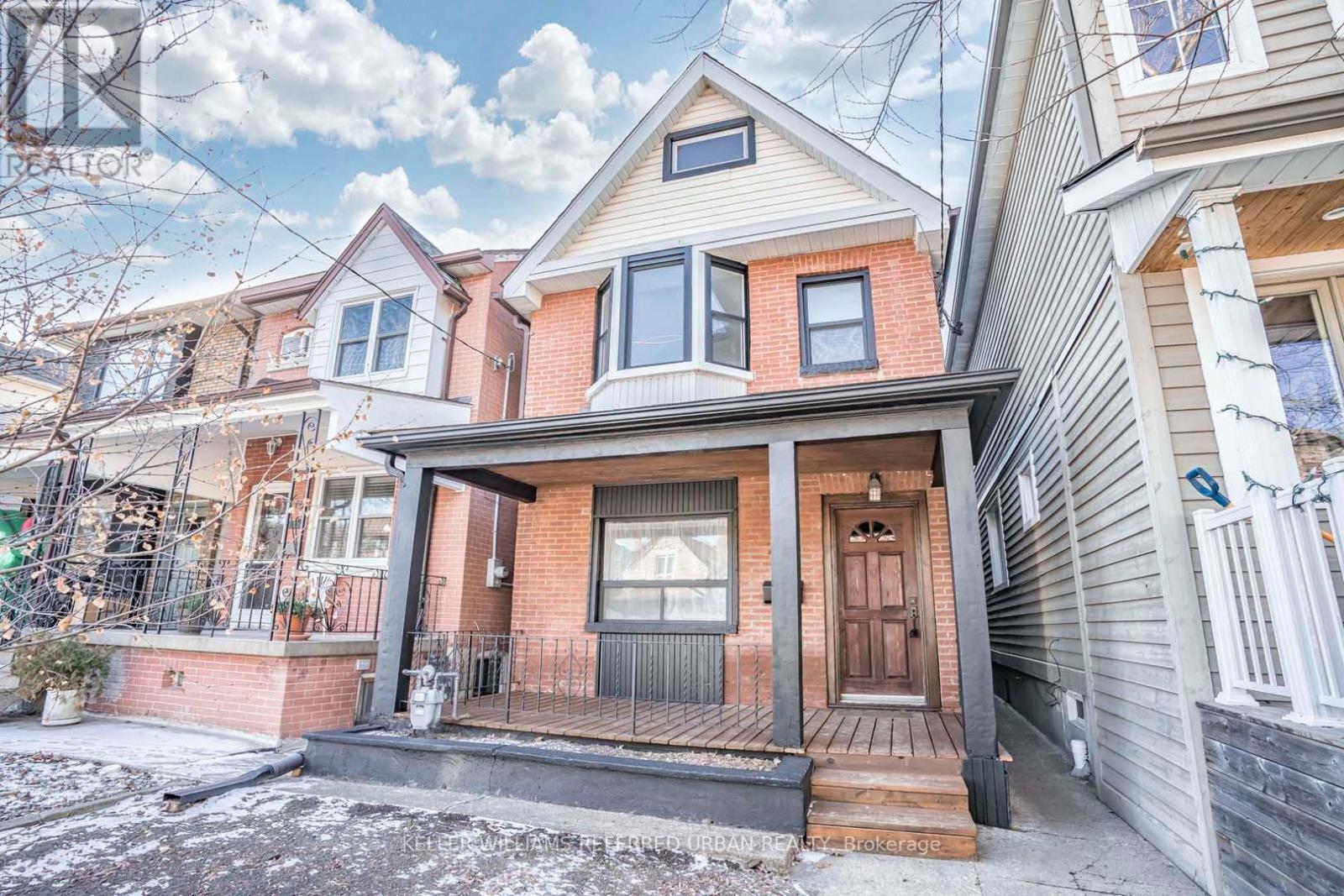 Photo of 226 Harvie Avenue