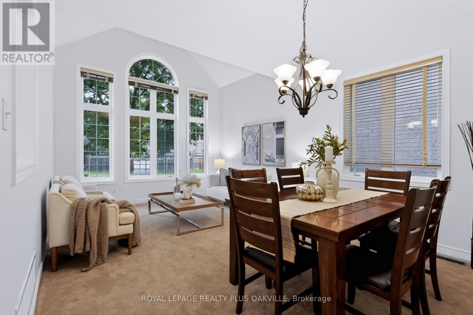 2254 Dunforest Crescent, Oakville, ON photo 20