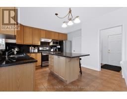 Bathroom - 2254 Dunforest Crescent, Oakville, ON L6M4X3 Photo 10