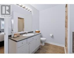 2254 Dunforest Crescent, Oakville, ON L6M4X3 Photo 33