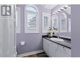 2254 Dunforest Crescent, Oakville, ON L6M4X3 Photo 39