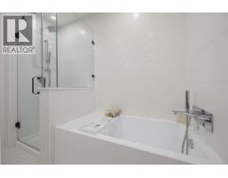 110 55 Klahanie Drive, Port Moody, BC V3H0M9 Photo 11
