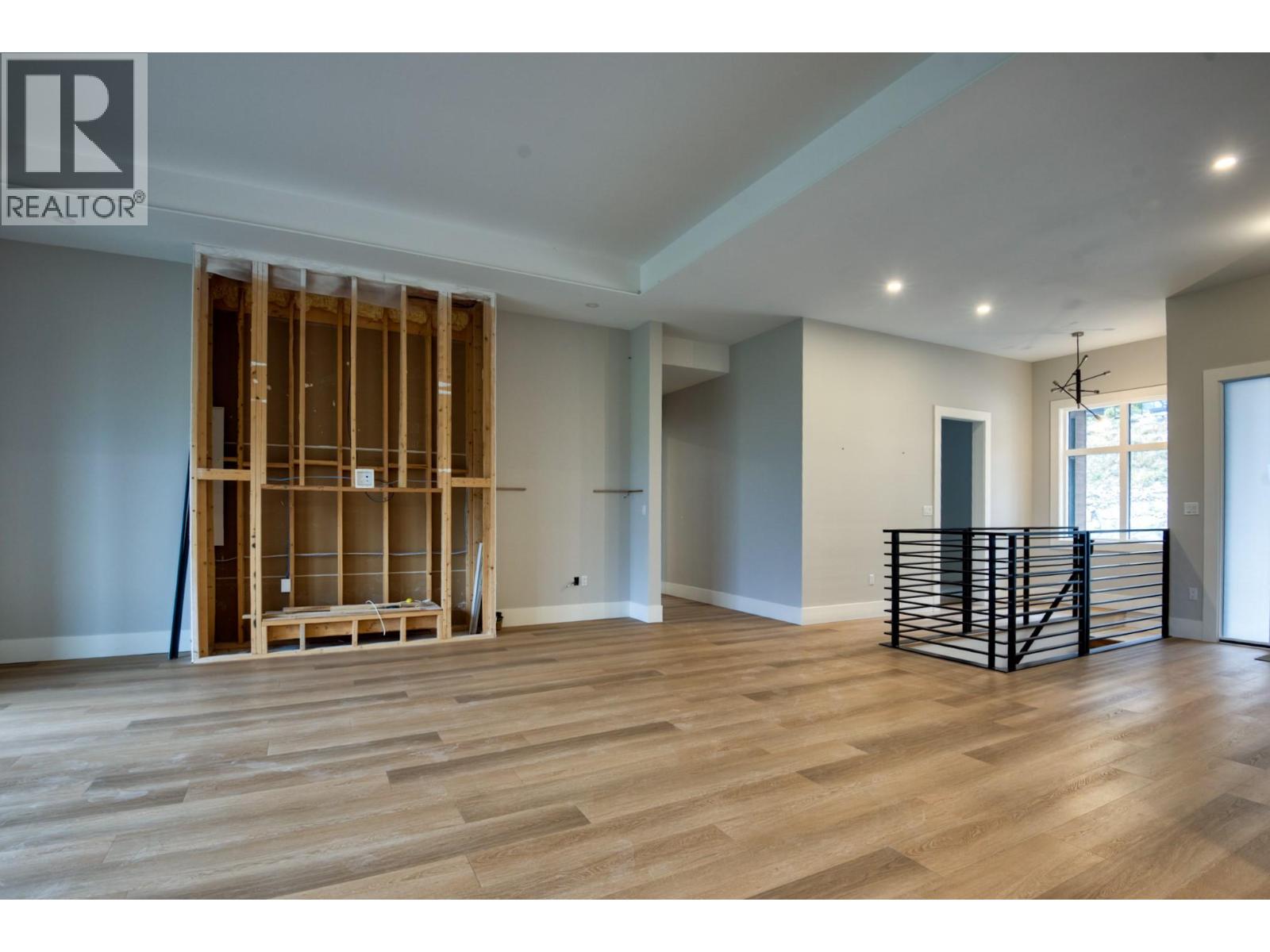 2835 Outlook Way, Naramata