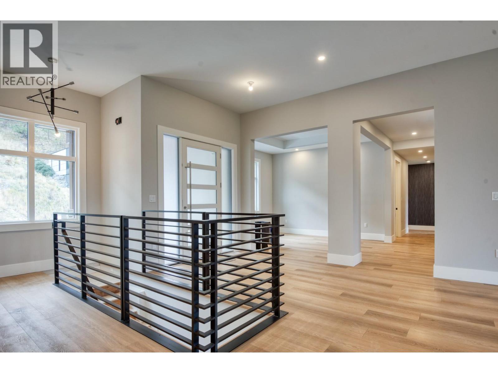 2835 Outlook Way, Naramata