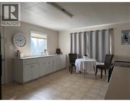 Living room - 1009 95 Avenue, Dawson Creek, BC V1G1H9 Photo 6
