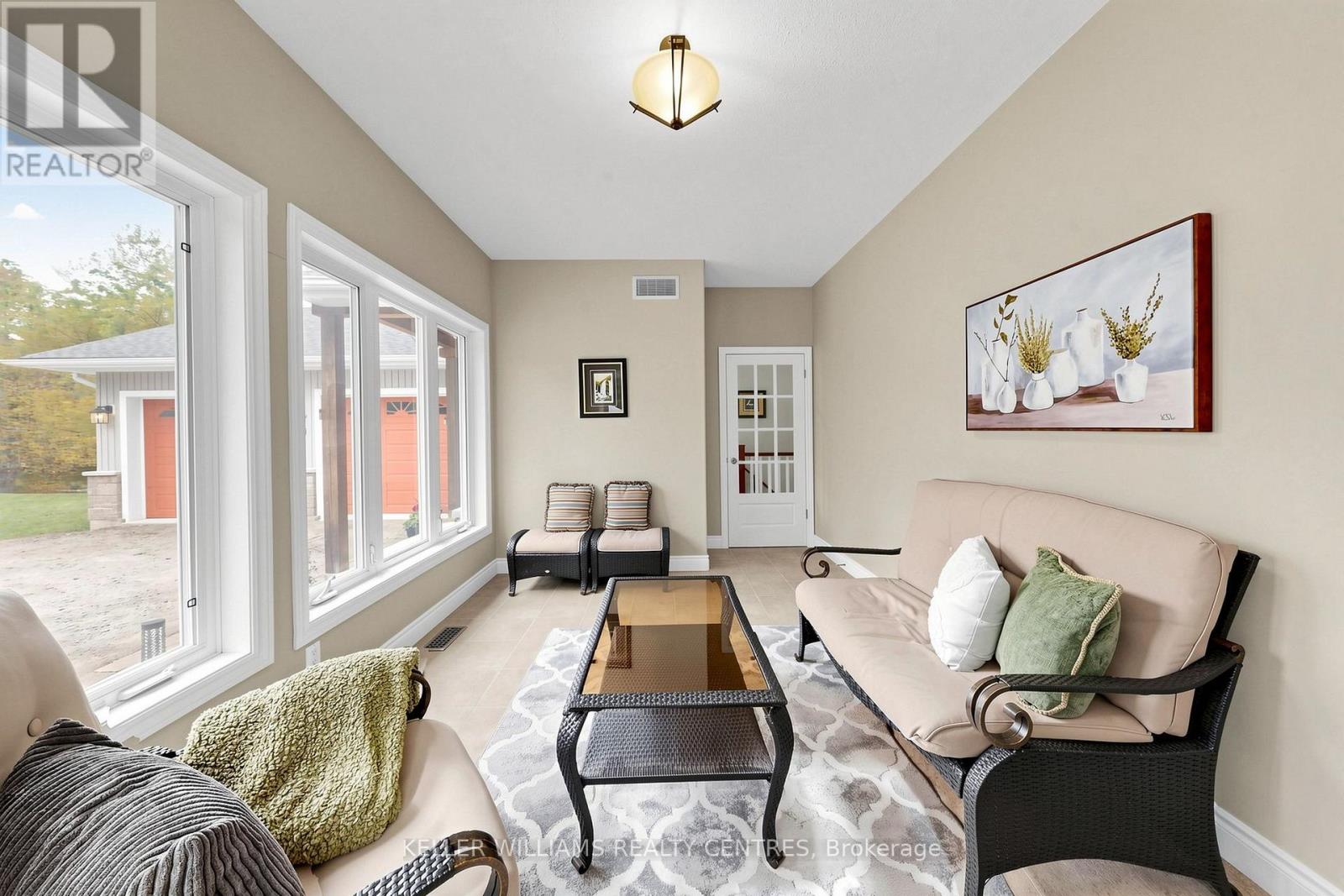 #UNIT 4 1623 HOUSEYS RAPIDS ROAD - 14