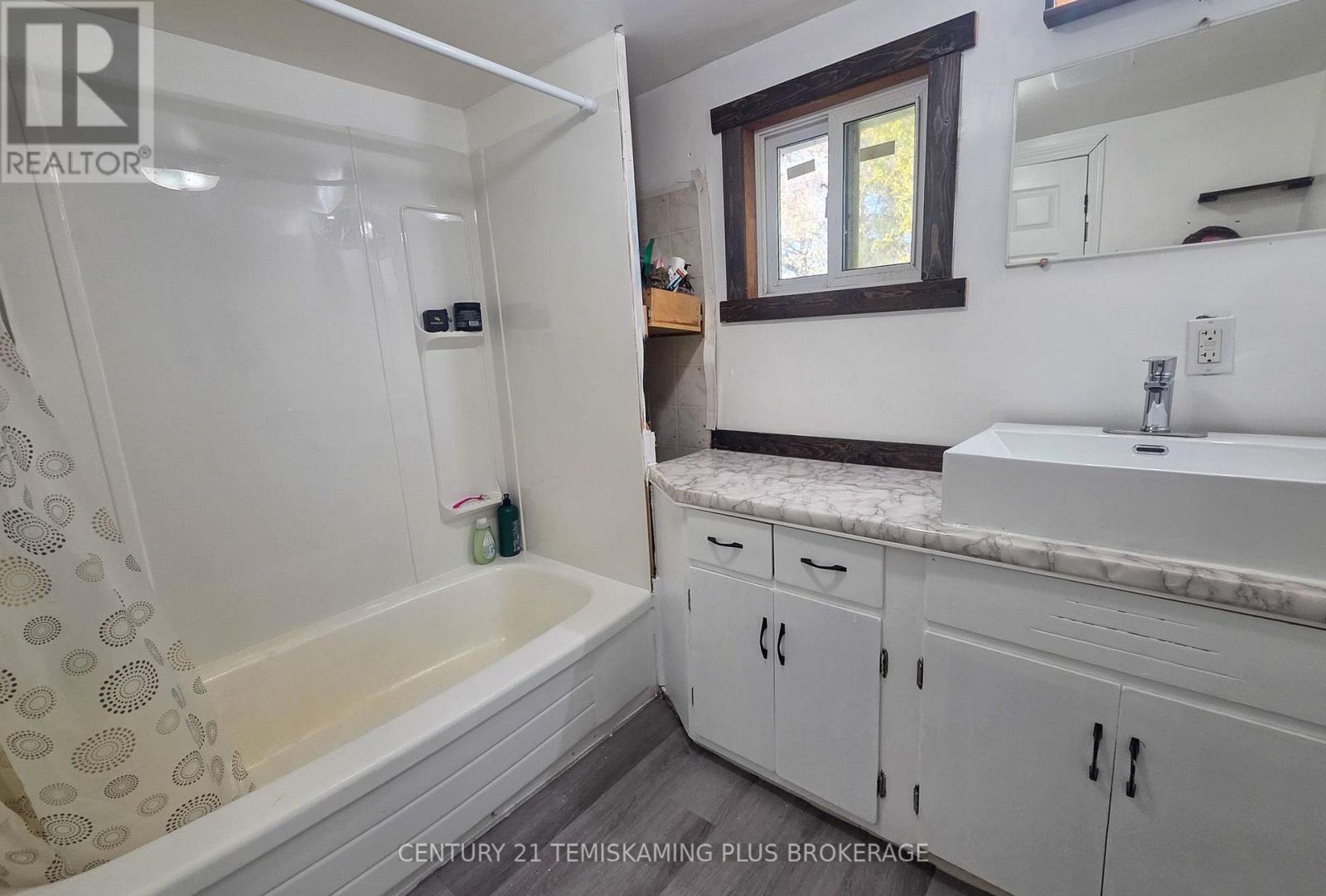 138300 Peters Road — photo 36