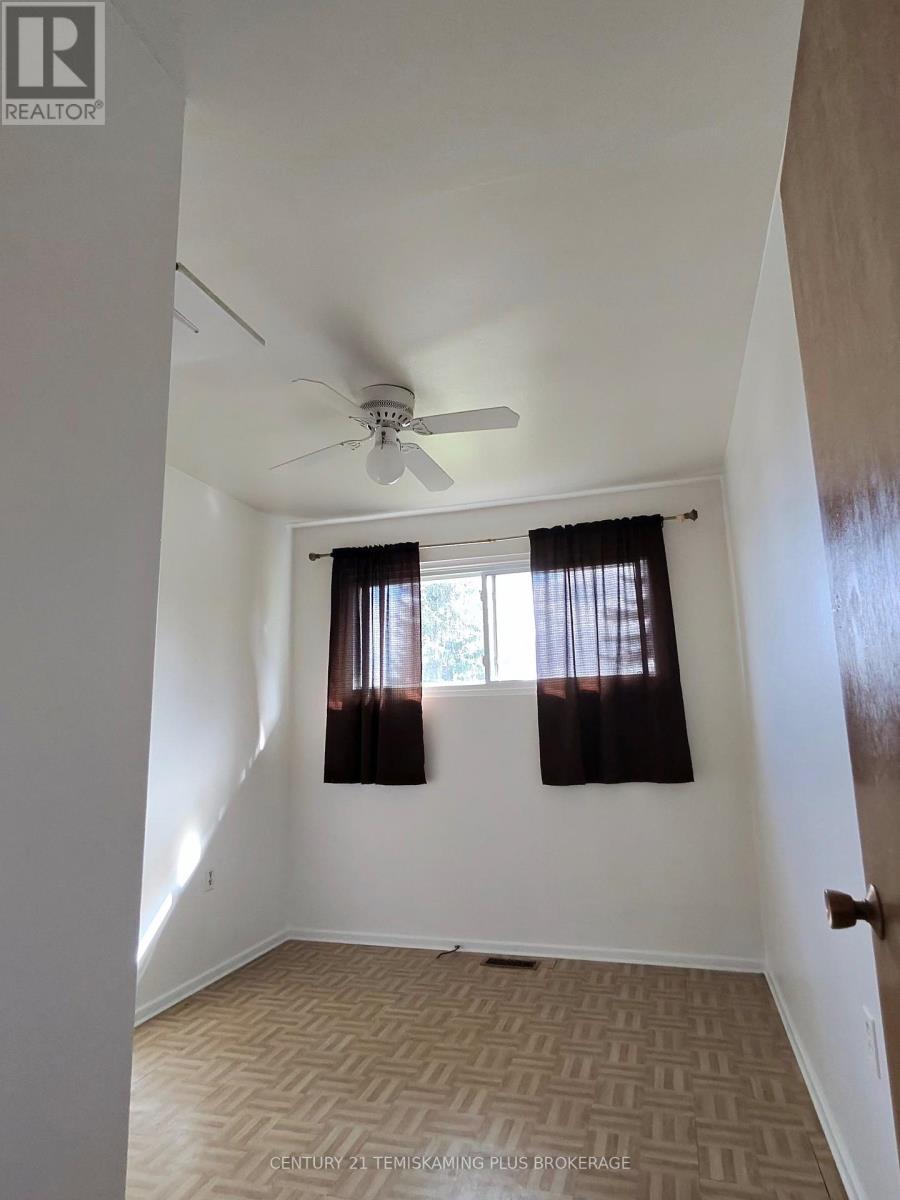 228 MERIDIAN AVENUE - 18