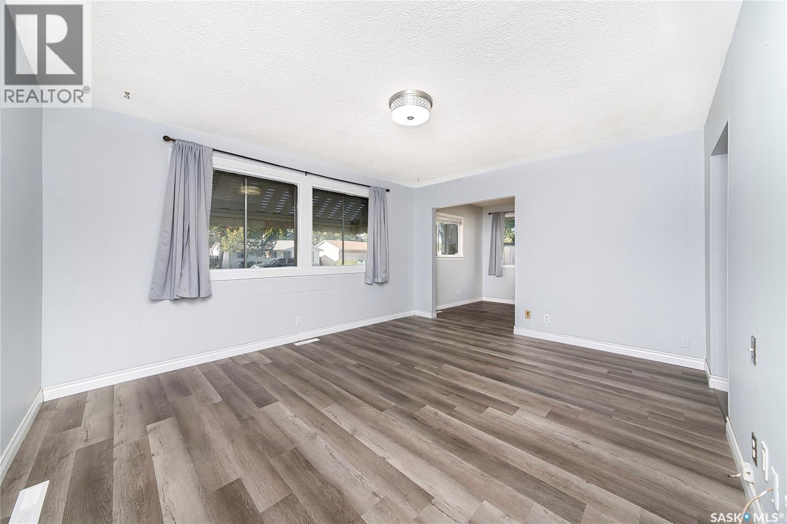 610 X AVENUE N, Saskatoon — photo 5