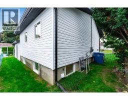 5 Howard Street, Leamington, ON N8H1G4 Photo 27