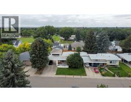 426 Normandy Road S - photo 2