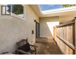 426 Normandy Road S - photo 33