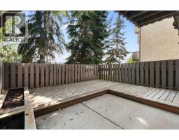140 Glamis Terrace SW - photo 16