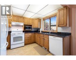 140 Glamis Terrace SW - photo 6