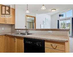 313, 380 Marina Drive - photo 4
