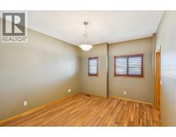 8226 Saddleridge Drive NE - photo 19