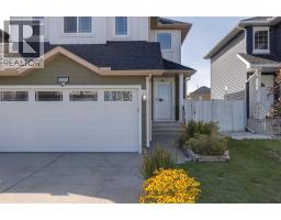 8226 Saddleridge Drive NE - photo 2