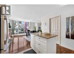 2001, 650 10 Street SW - photo 18