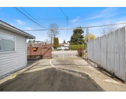 12710 113b Avenue, Surrey, BC V3V3N1 Photo 34