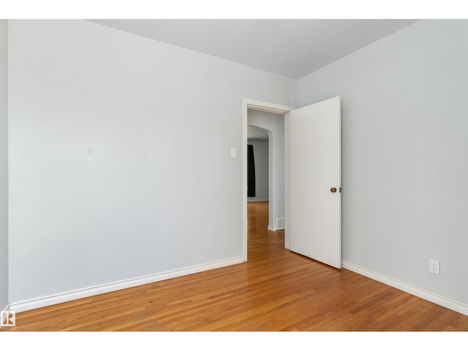 13003 Sherbrooke Avenue NW, Sherbrooke — photo 16 of 30: Property photo