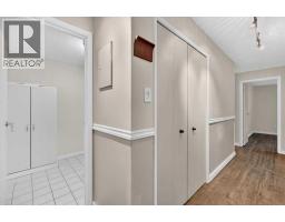 214, 723 57 Avenue SW - photo 4