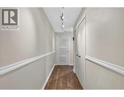 214, 723 57 Avenue SW - photo 2