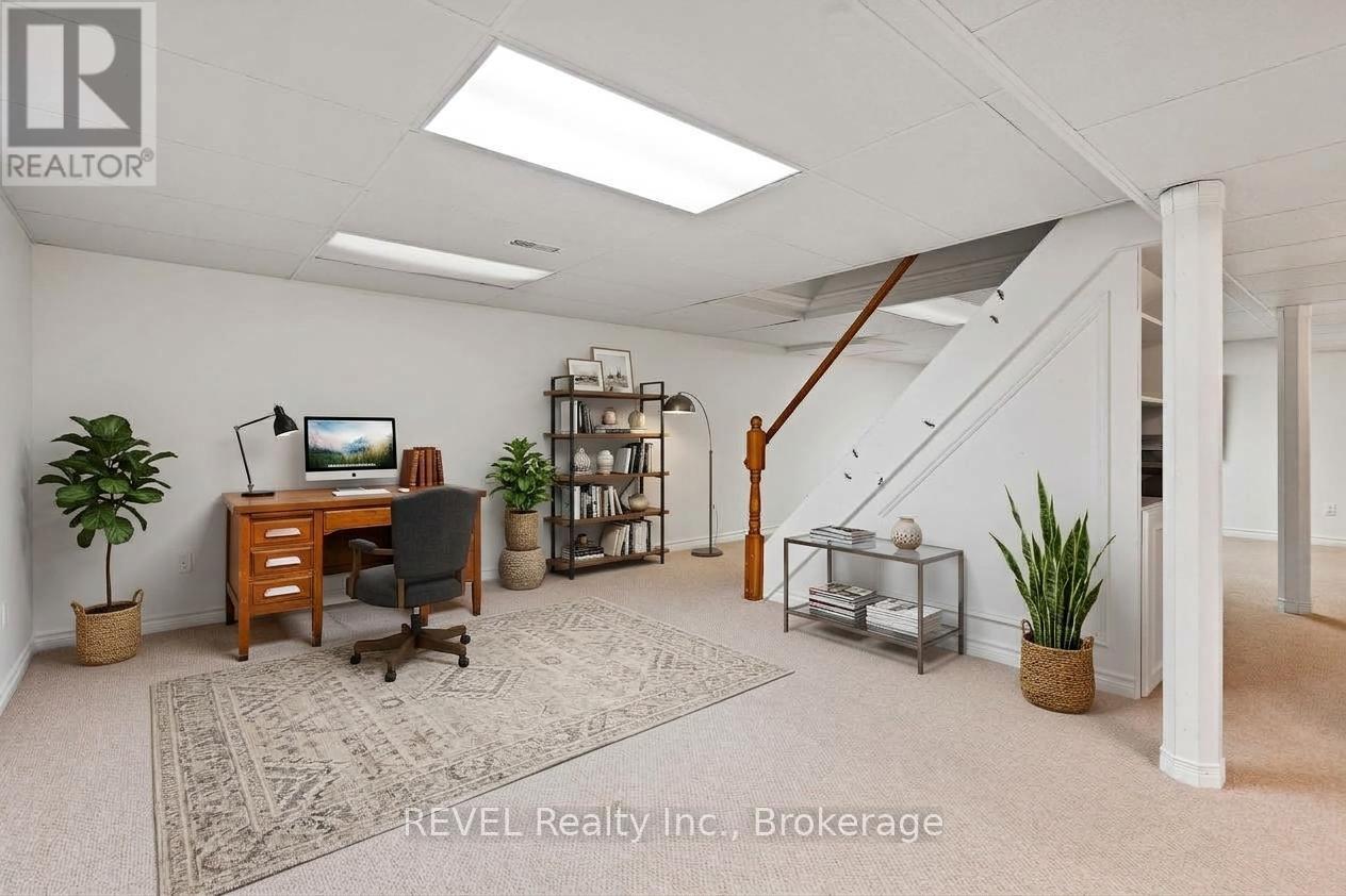 3839 POTTER HEIGHTS - 29