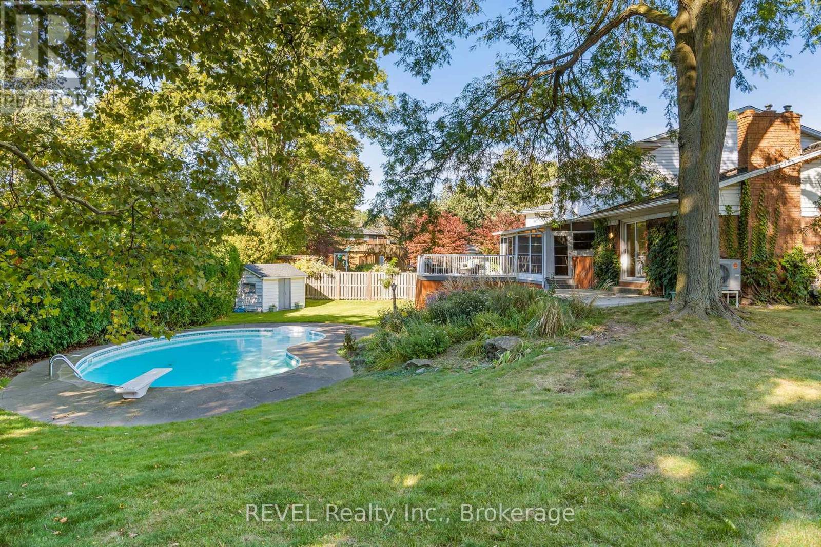3839 POTTER HEIGHTS - 37