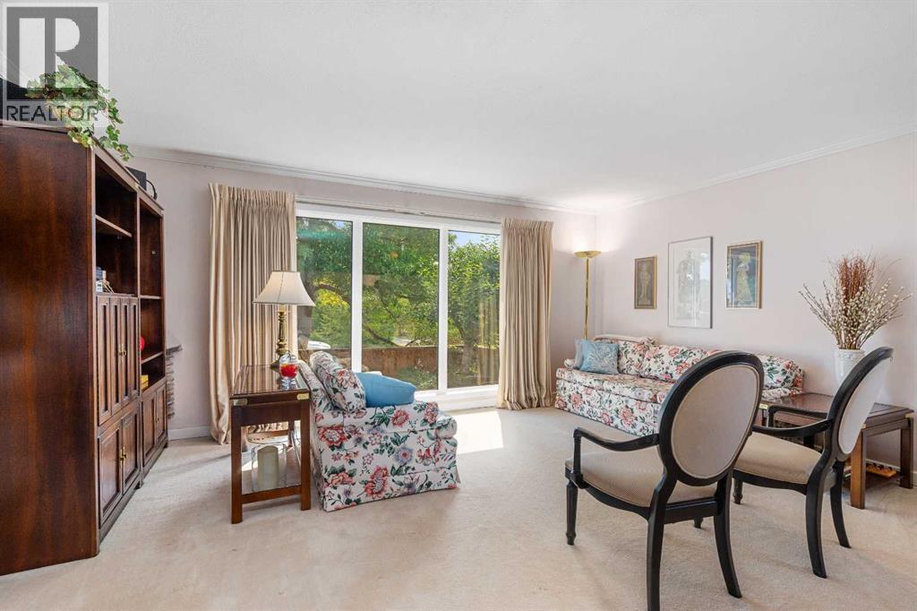 152 Templewood Road NE - 6