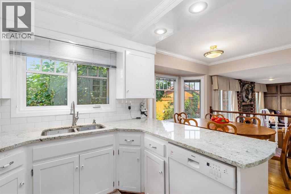152 Templewood Road NE - 15