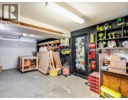 1359 Grosvenor Place, Castlegar, BC V1N3X8 Photo 38