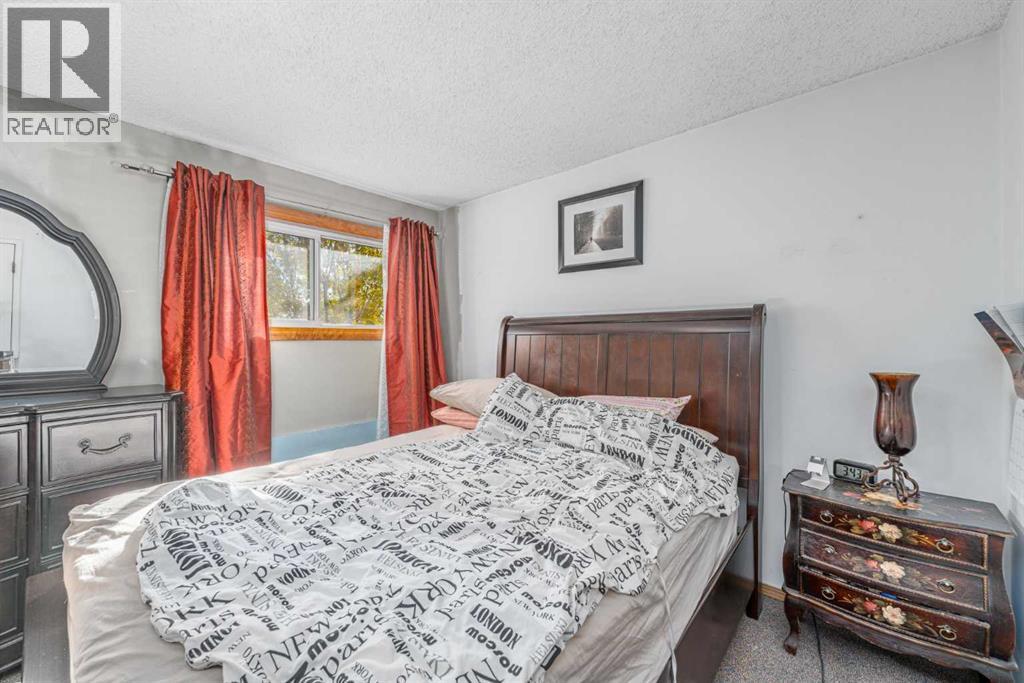 5631 1 Avenue SE - 18