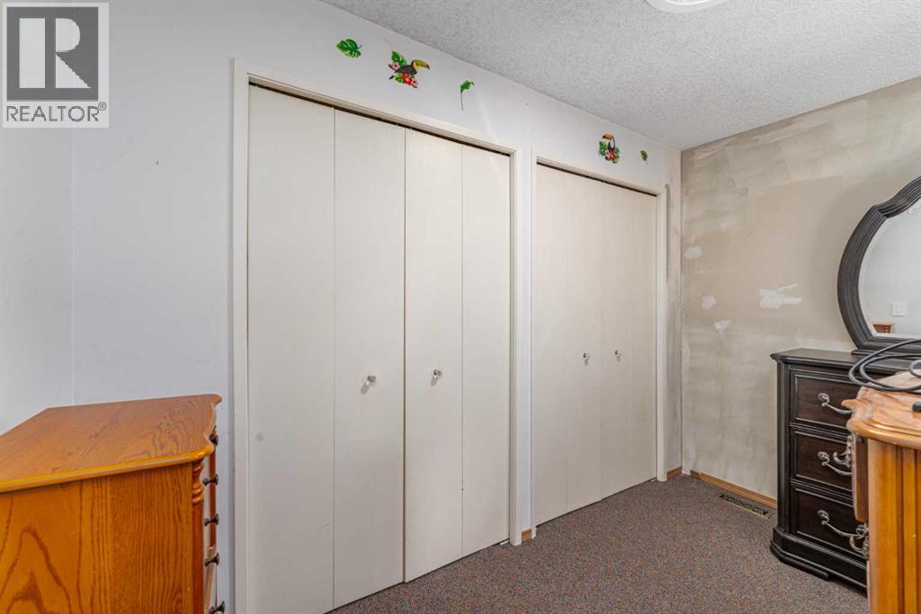 5631 1 Avenue SE - 20