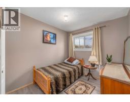 5631 1 Avenue SE - photo 14