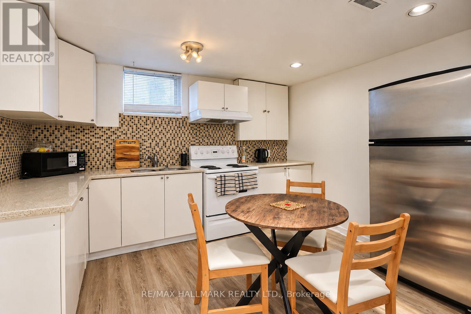 14 CRAWFORD ROSE DRIVE - 34