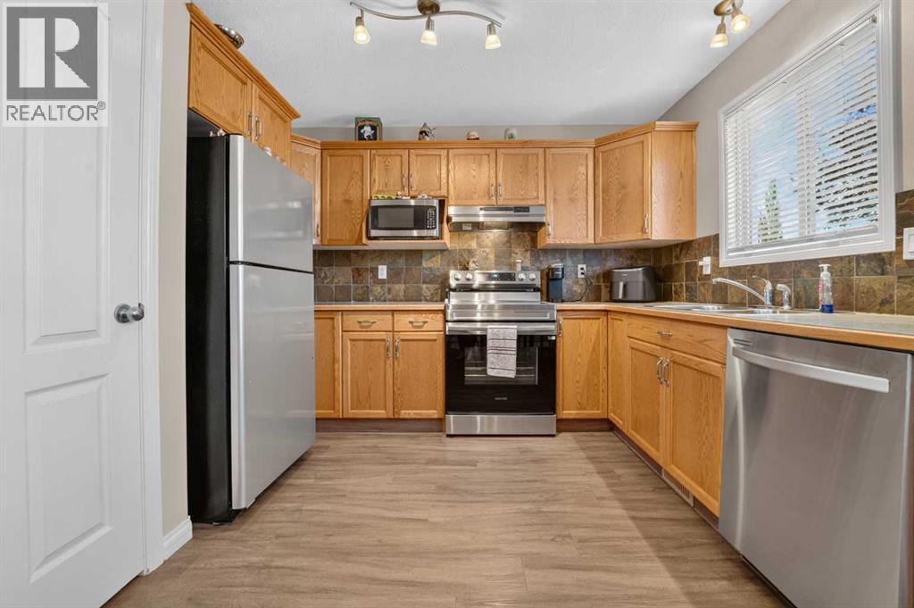 509 Gateway Crescent S - 10