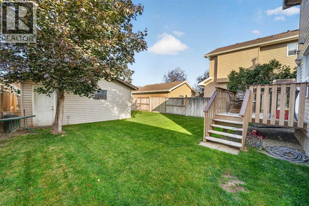 509 Gateway Crescent S - Image 39