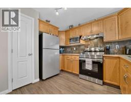 509 Gateway Crescent S - photo 11