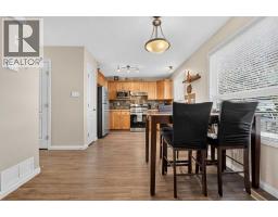 509 Gateway Crescent S - photo 13