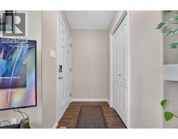 509 Gateway Crescent S - photo 4