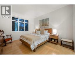 1104, 1104 Lake Fraser Court SE - photo 14
