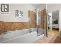 1104, 1104 Lake Fraser Court SE - photo 18