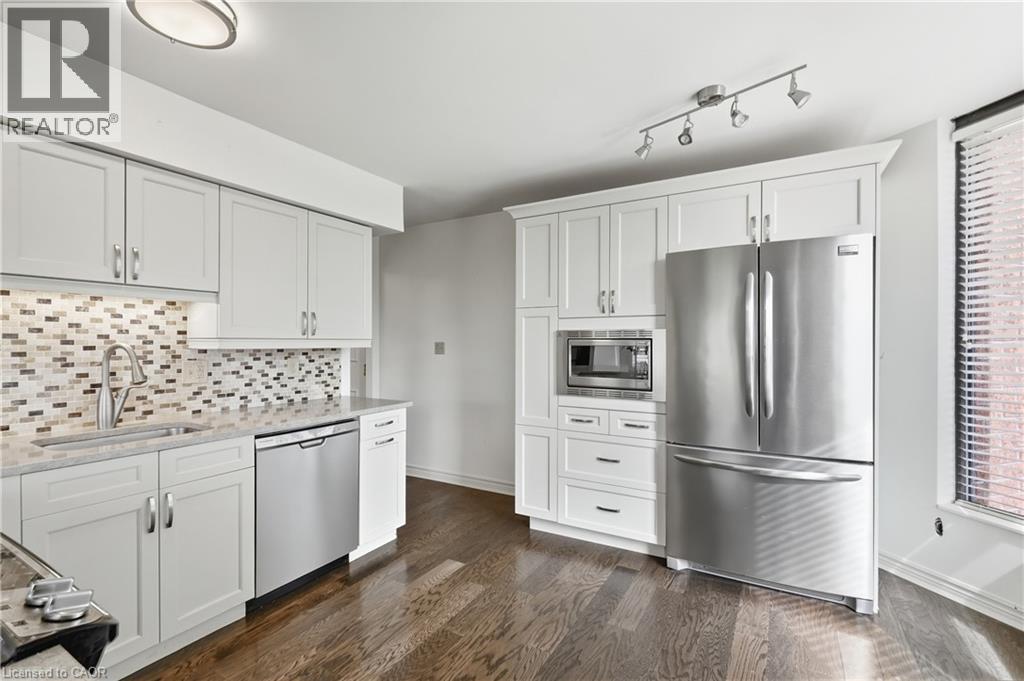 #601 49 ROBINSON Street - 12