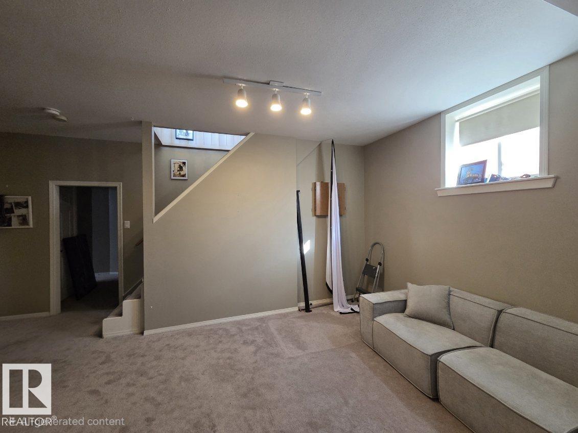 814 Turret ST - Image 7